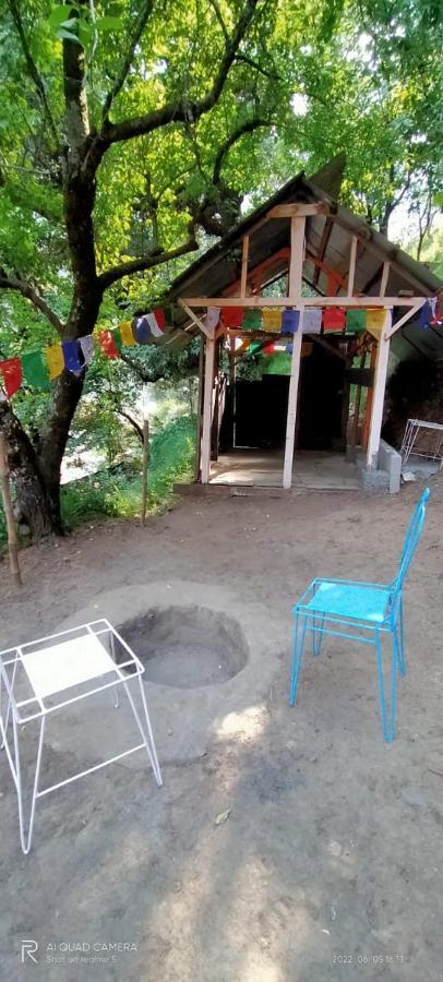 Rudrani Stays Jibhi 外观 照片